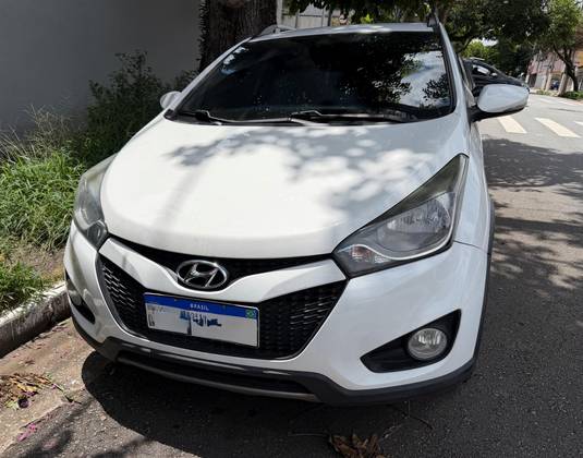 HYUNDAI HB20X 1.6 16V PREMIUM FLEX 4P AUTOMÁTICO HYUNDAI HB20X 1.6 16V PREMIUM FLEX 4P AUTOMÁTICO